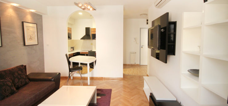 apartmani apartments dvosoban beograd belgrade centar Pajsijeva sa kuhinjom garazom i parkingom
